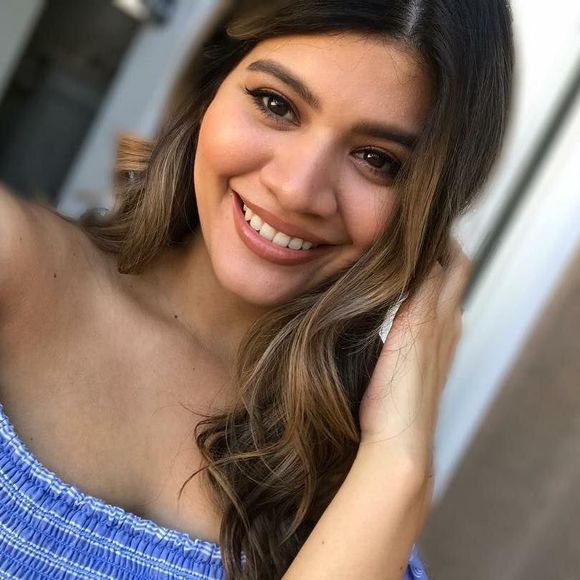 Meet your Posher, Naila - Picture 1 of 1